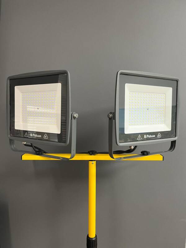 Pelsan 2x150W Tripod Ayaklı Led Projektör - 3