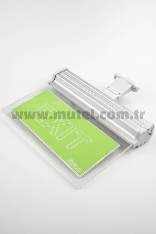 Pelsan Exit Vialed (3 Saat) Çift Yön 3W IP40 Acil Yönlendirme Armatürü E5 Etiketli - 201013 - 3